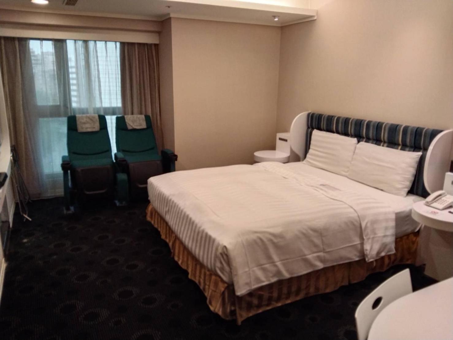 Ximen Airline Hotel Тайпей Екстериор снимка