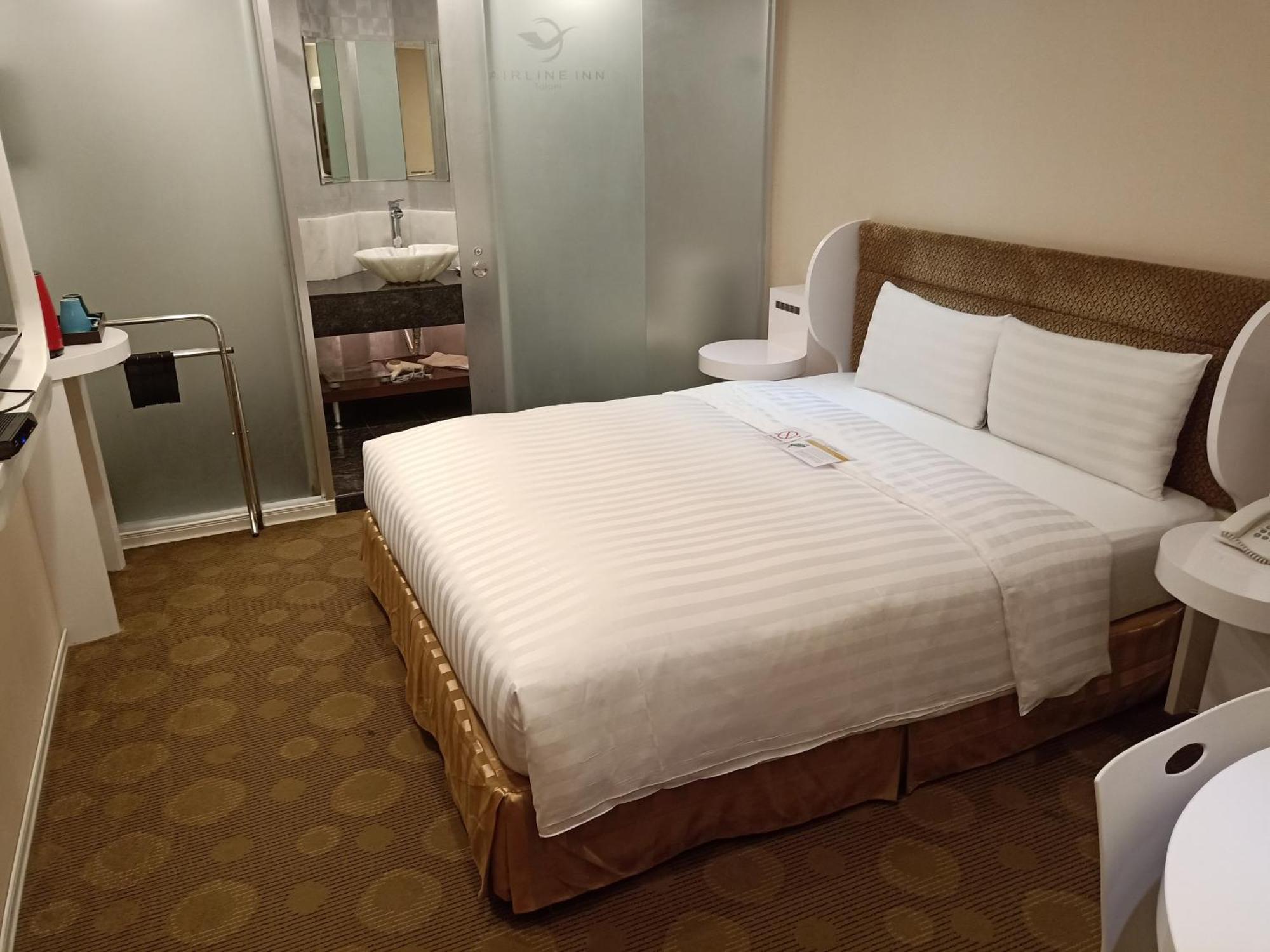 Ximen Airline Hotel Тайпей Екстериор снимка
