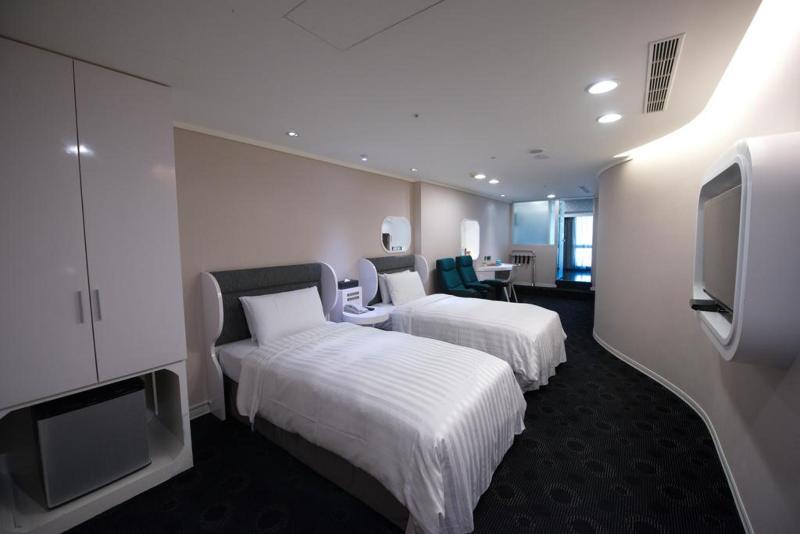 Ximen Airline Hotel Тайпей Екстериор снимка